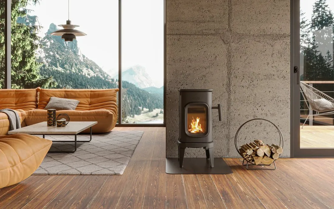 ドブレSAGA101 鋳物薪ストーブのある暮らし(写真:Dovre)