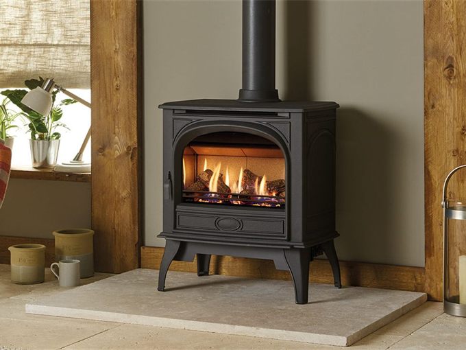ドブレ（Dovre）の薪ストーブ