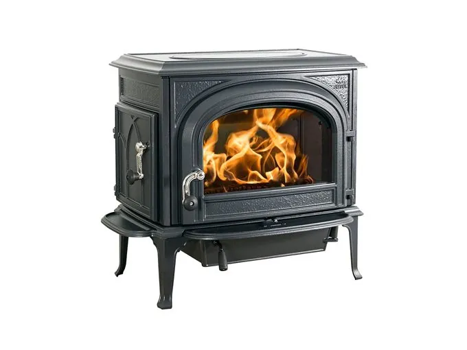 ヨツール（JOTUL）の薪ストーブ
