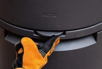 HETA スクルド — 円柱に沿った、すっきりした手まわり(写真:ファイヤーサイド)