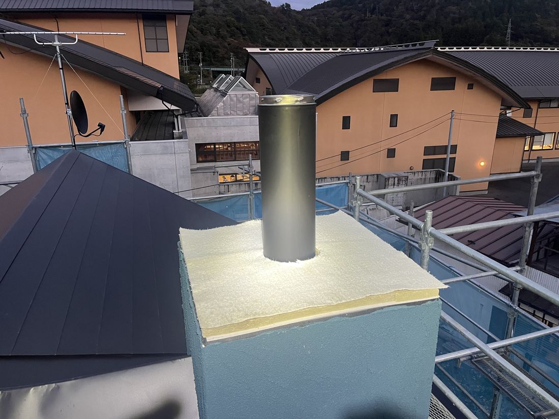 仕上がった角トップの囲い