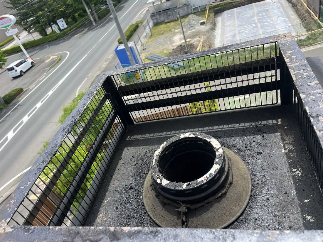 煙突基部の点検