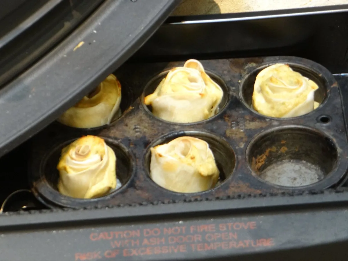 薪ストーブで焼く焼き菓子