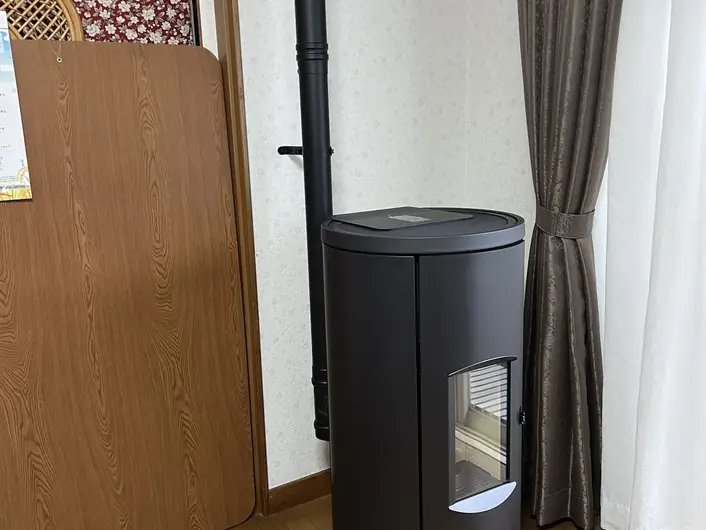 盛岡市の住宅に、EDILKAMIN LIKE 80を設置しました。