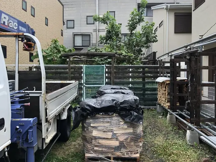 盛岡市へ、乾燥薪をお届けしました。