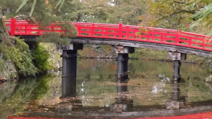 弘前城