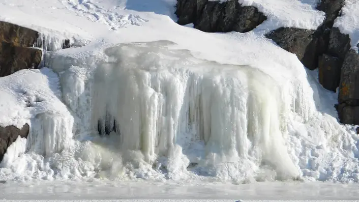 氷の湖