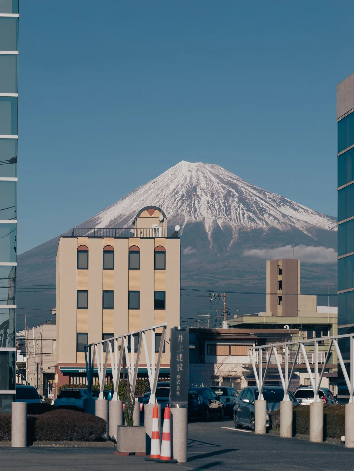 日本の円錐形火山