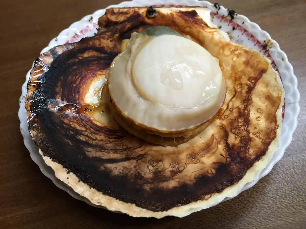 薪ストーブでの料理のようす
