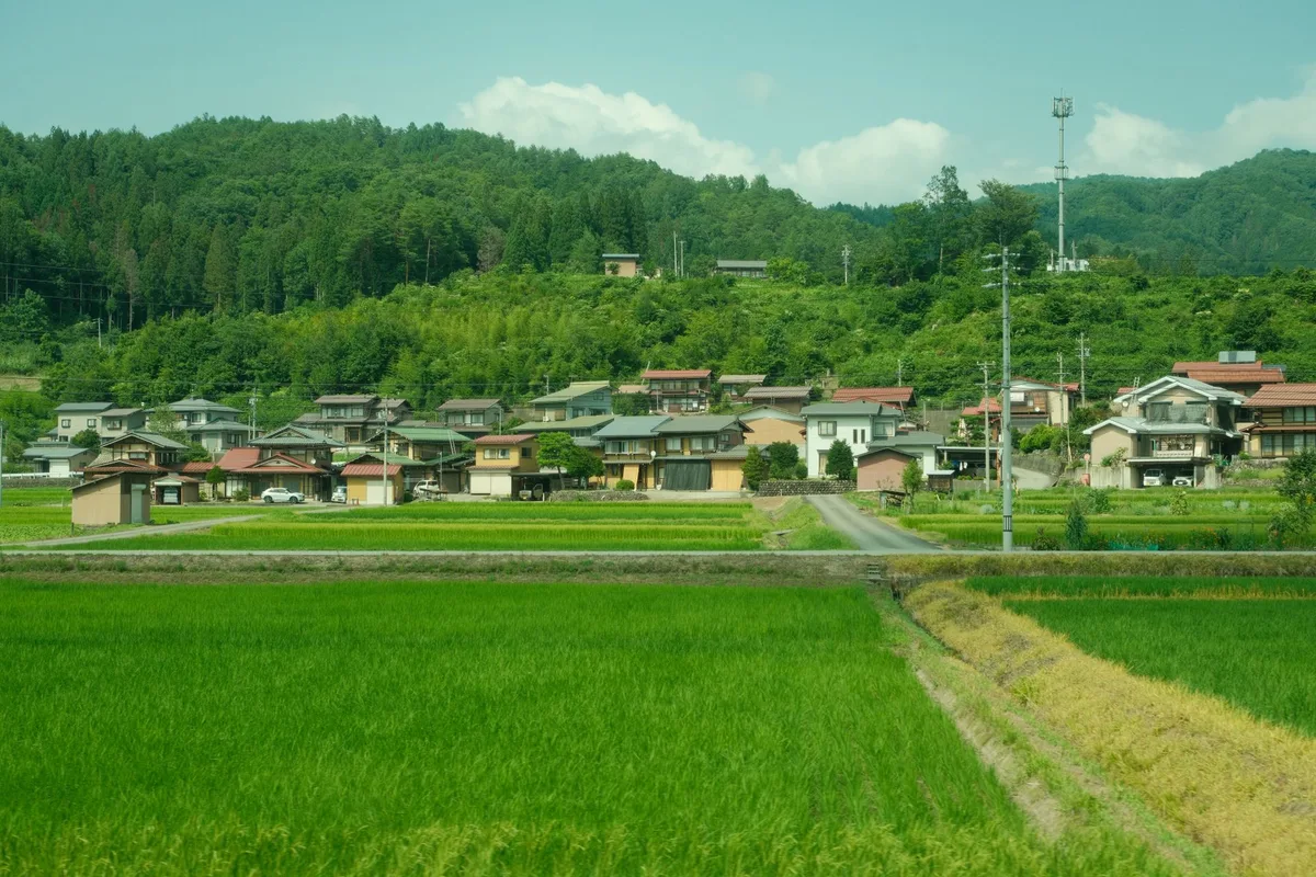 岩手遠野の里山風景