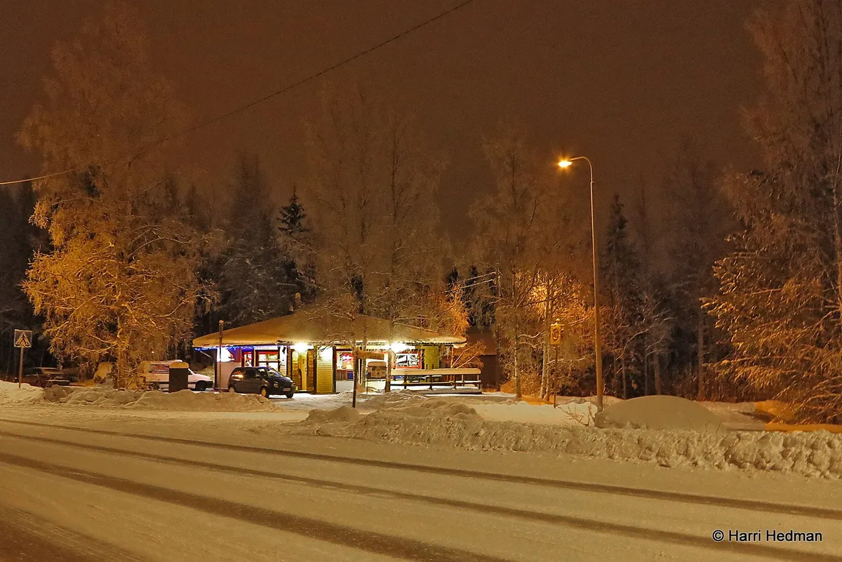 雪のフィンランドの町
